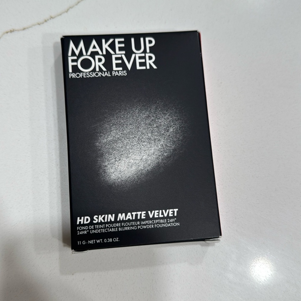 Never Opened Make Up For Ever. HD Skin, Matte velvet